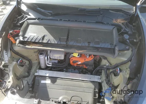 2024 Tesla Model Y z USA, uszkodzony, nr VIN 7SAYGDEE1RF985095